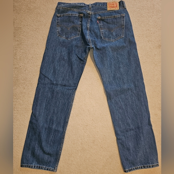 Men's Levi's 505 36X32 Jeans - Picture 2 of 3